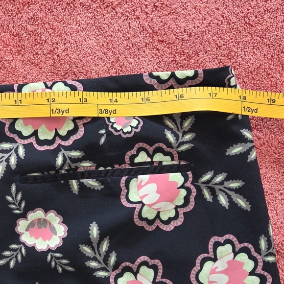 Golftini Floral Navy Golf Skirt Skort Sz 10 L Pockets Tennis Pickleball NWOT - Picture 4 of 10